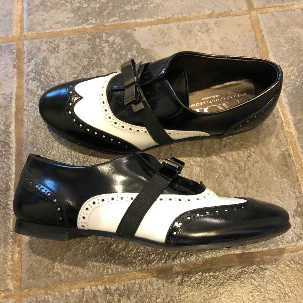 AGL Black/White Brogue Slip-On Loafer